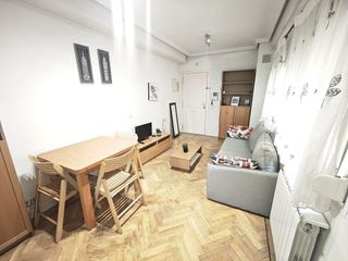 Piso en alquiler en Universidad - Malasaña en Madrid