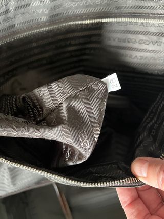 Borsa Prada in nylon e pelle