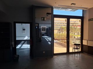 Local comercial en alquiler en Corralejos - Campo de las Naciones en Madrid