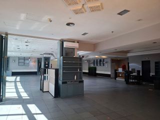 Local comercial en alquiler en Corralejos - Campo de las Naciones en Madrid