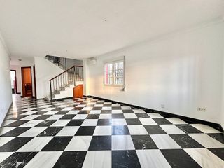 Dúplex en alquiler en Conde de Ureña - Monte Gibralfaro en Málaga