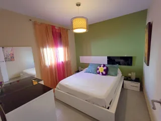 Alquiler de casa con patio y azotea