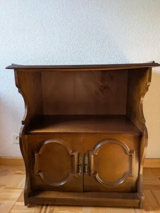Mueble de madera