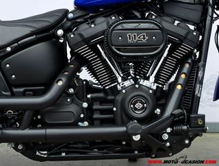 HARLEY-DAVIDSON STREET BOB 114 -GARANTÍA OFICIAL-