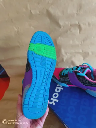 Bambas hombre Reebok mod Berlín con grafiteado 47