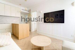 Piso en alquiler en Recoletos en Madrid