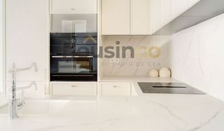 Piso en alquiler en Recoletos en Madrid