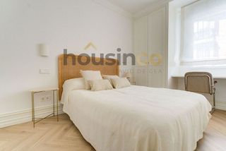 Piso en alquiler en Recoletos en Madrid