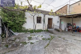 Cortijo en venta en Barrio de la Vega en Monachil