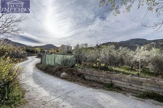 Cortijo en venta en Barrio de la Vega en Monachil
