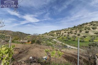 Cortijo en venta en Barrio de la Vega en Monachil