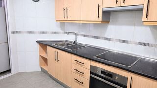 Piso en alquiler en Carolinas Altas en Alicante