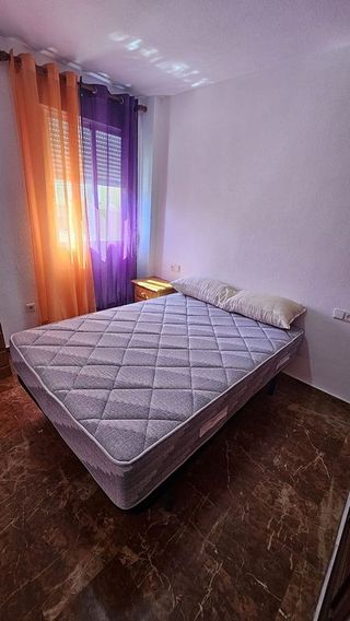 Piso en alquiler en El Valle - Universidad en Jaén