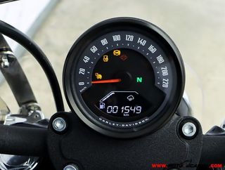 HARLEY-DAVIDSON STREET BOB 117 -A2-