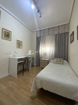 Piso en alquiler en Aiora en Valencia