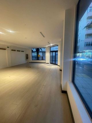 Local comercial en alquiler en Santa Catalina - Canteras en Palmas de Gran Canaria(Las)