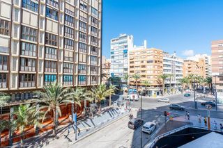 Piso en venta en Centro en Alicante