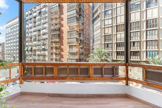 Piso en venta en Centro en Alicante