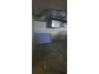 Garaje en venta en Vallirana