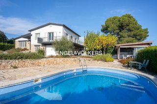Chalet en venta en Banyoles