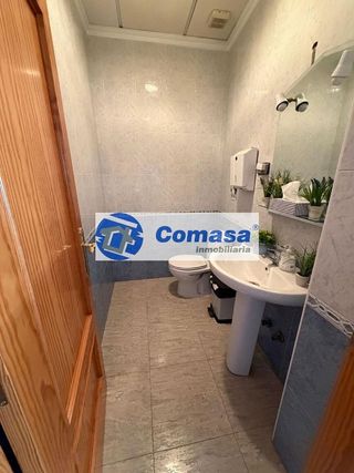 Local comercial en venta en Martos