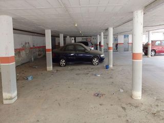 Garaje en venta en Deltebre