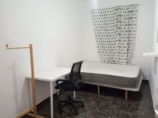 Piso en venta en L´Amistat en Valencia