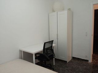 Piso en venta en L´Amistat en Valencia