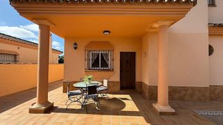 Chalet en venta en La Banda - Campo de Fútbol en Chiclana de la Frontera