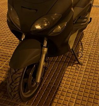 Despiece Piaggio X9 500 moto entera sin papeles
