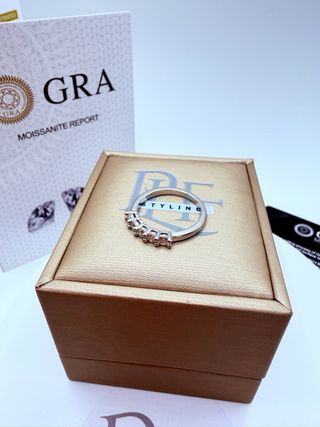 Anello Veretta Moissanite Certificata GRA