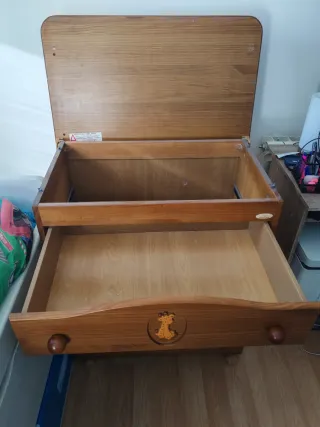 Cajonera bebé madera con jirafa marca mi cuna