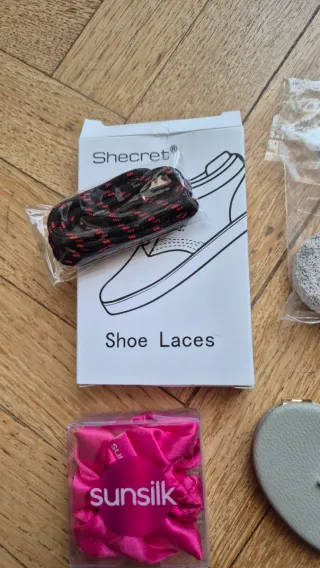 Set Bellezza Nero e Rosso