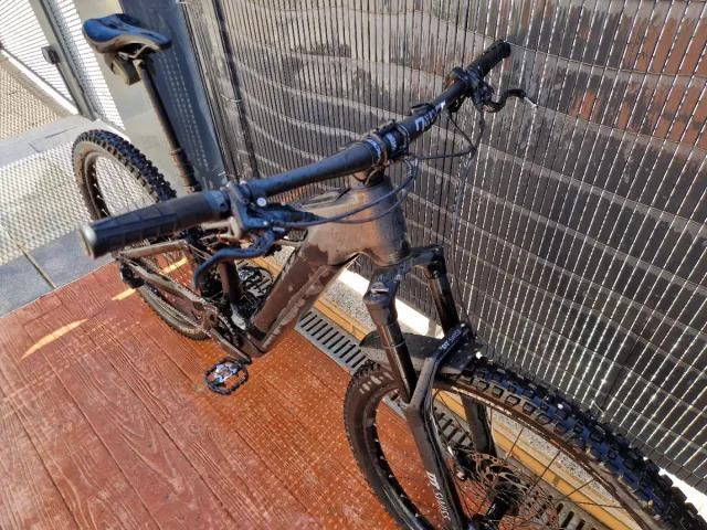 Bici eléctrica Cube Stereo 800w 100 newton boost