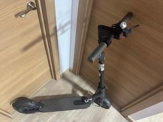 Patinete Eléctrico con Cargador