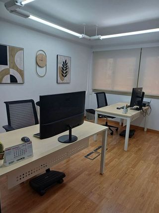 Oficina en venta en Centro en Murcia