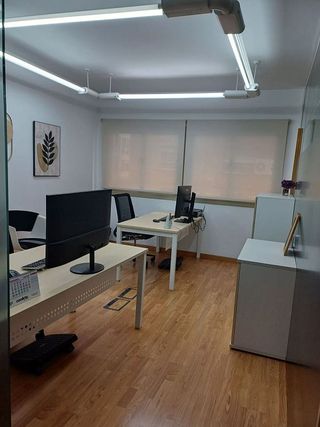 Oficina en venta en Centro en Murcia