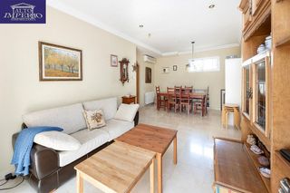 Casa adosada en venta en Crta. De la Sierra en Granada