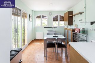 Casa adosada en venta en Crta. De la Sierra en Granada