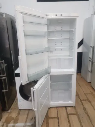 Lavadora Siemens y Nevera Corberó