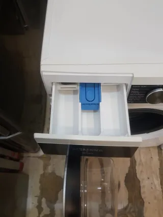 Lavadora Siemens y Nevera Corberó