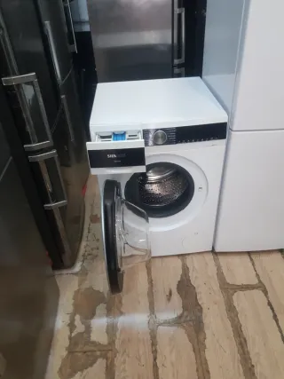 Lavadora Siemens y Nevera Corberó