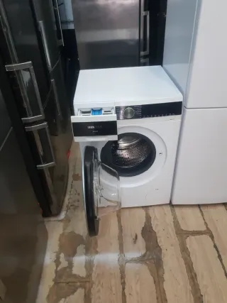 Lavadora Siemens y Nevera Corberó