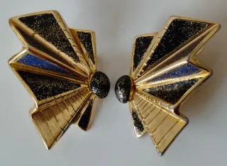 Pendientes Clip Emanuel Ungaro Abanicos Dorados
