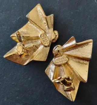 Pendientes Clip Emanuel Ungaro Abanicos Dorados