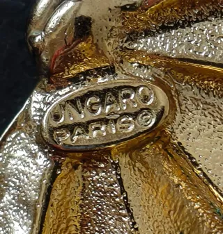 Pendientes Clip Emanuel Ungaro Abanicos Dorados