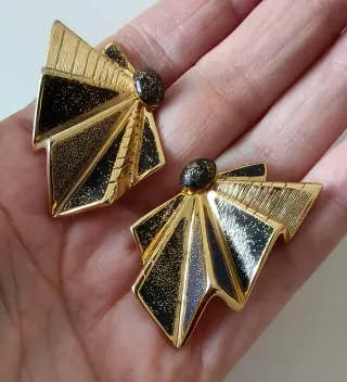 Pendientes Clip Emanuel Ungaro Abanicos Dorados