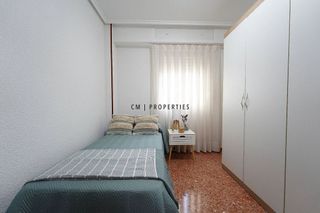 Piso en venta en Els Orriols en Valencia