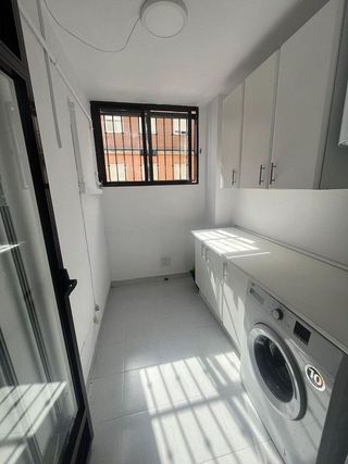 Piso en alquiler en Colores - Entreparques en Sevilla