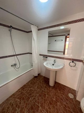 Piso en alquiler en Colores - Entreparques en Sevilla